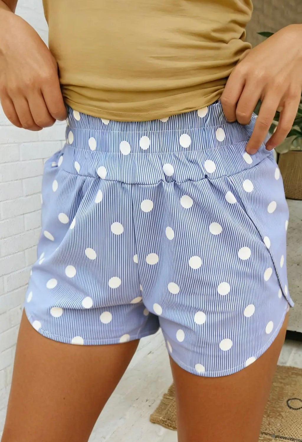 Polka Dot Print Shirred High Waisted Shorts