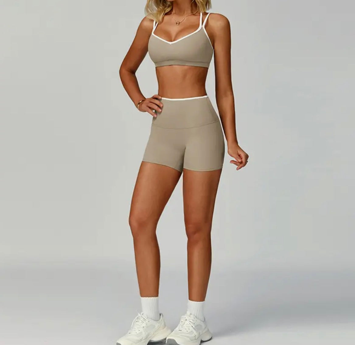 Contrasting Color Sport Bra + High Waisted Shorts Set